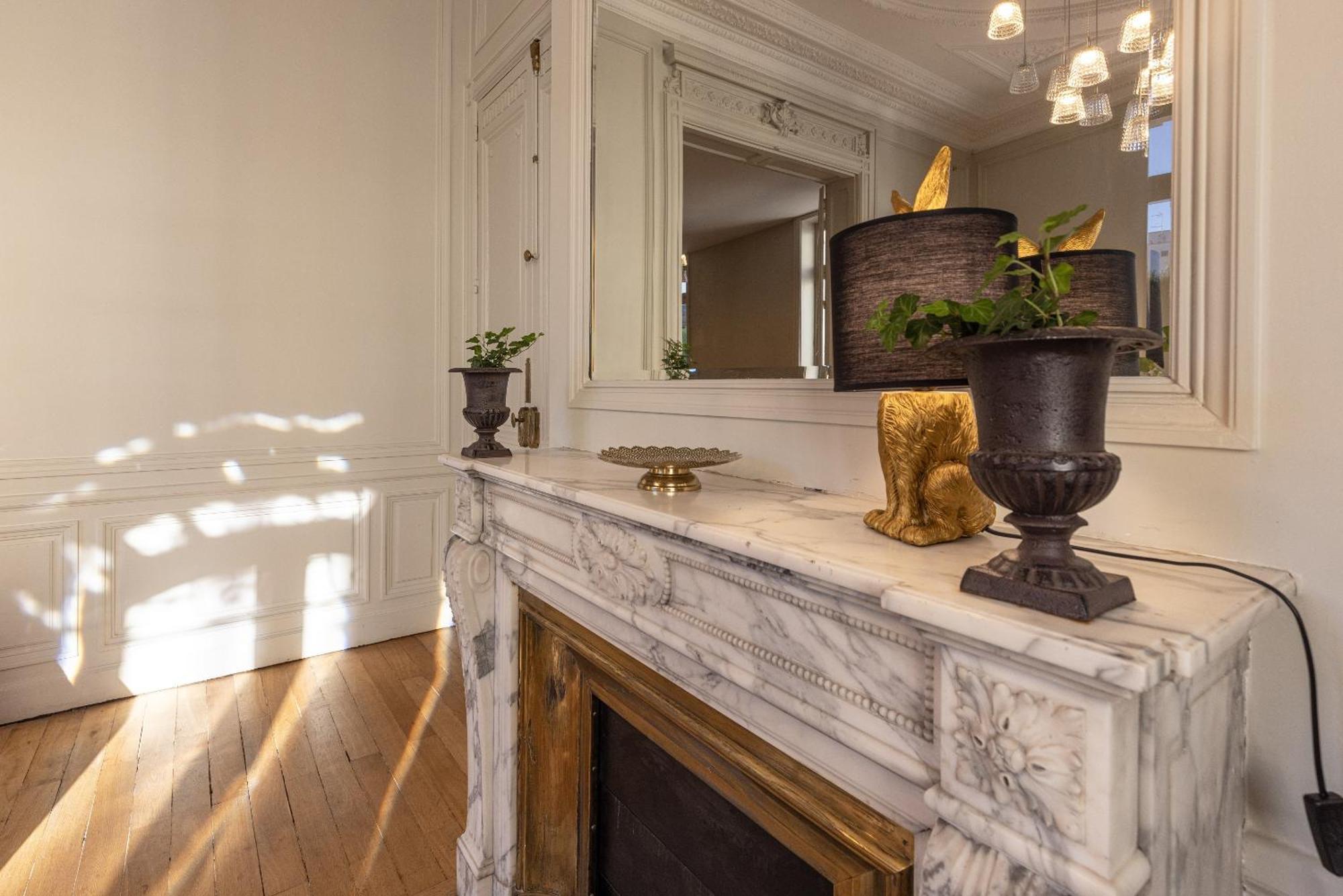 La Maison Blanche - Apparthotels De Charme Chic & Cosy A 350M Du Coeur De Ville De Limoges - Acces Autonome Экстерьер фото