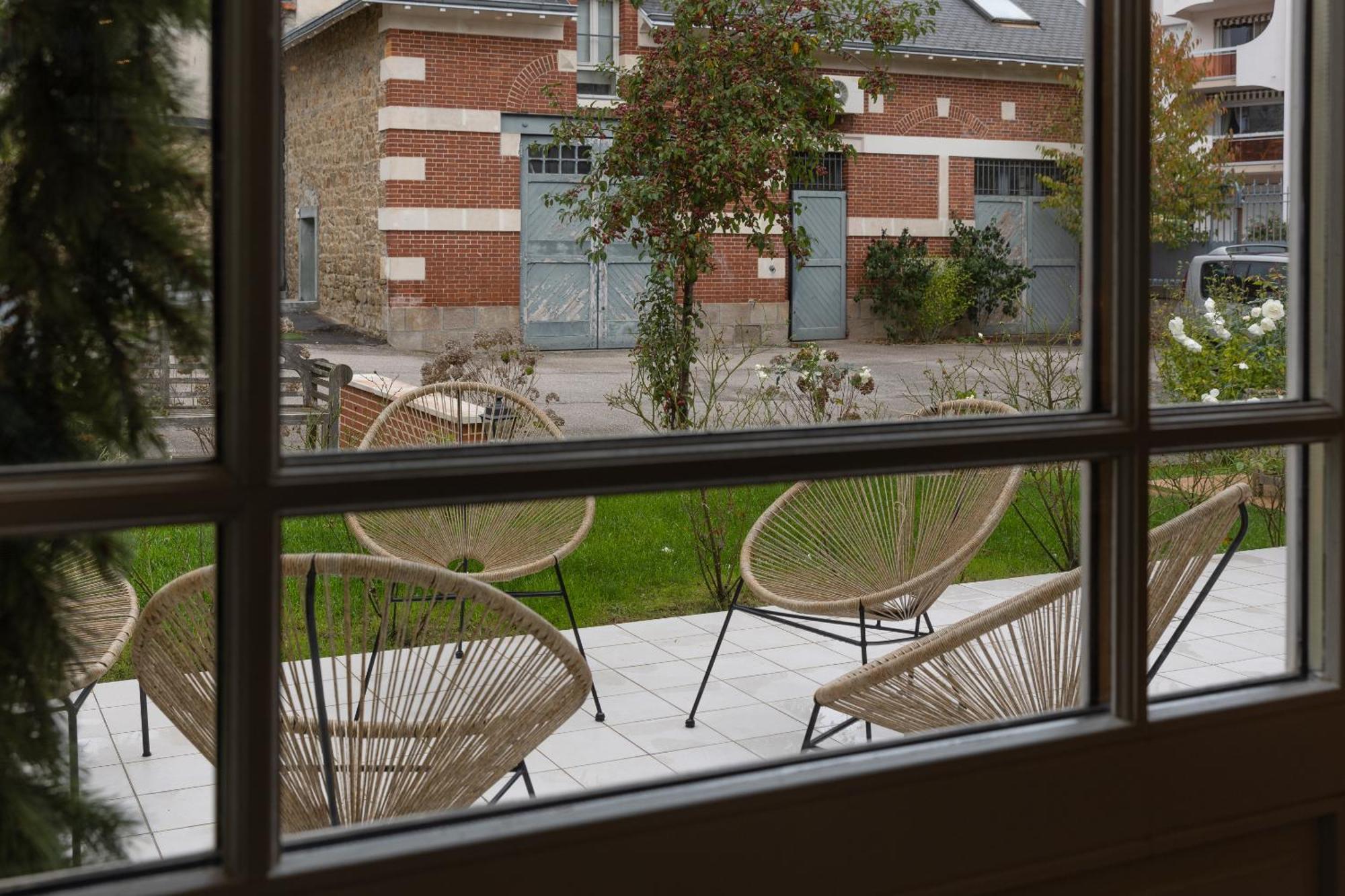 La Maison Blanche - Apparthotels De Charme Chic & Cosy A 350M Du Coeur De Ville De Limoges - Acces Autonome Экстерьер фото